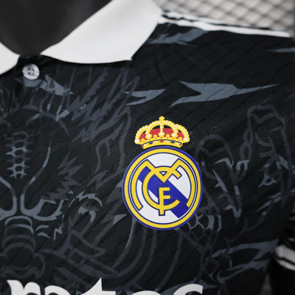 Real Madrid "Dragón Negro" Edición Especial
