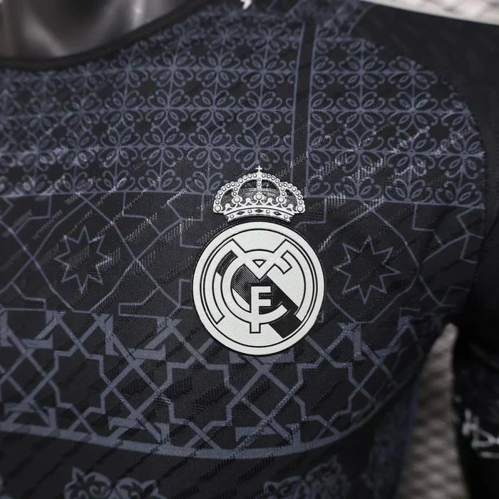 Real Madrid "Mosaic Heritage" Black Edition Edición Especial