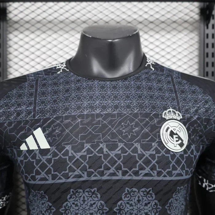 Real Madrid "Mosaic Heritage" Black Edition Edición Especial