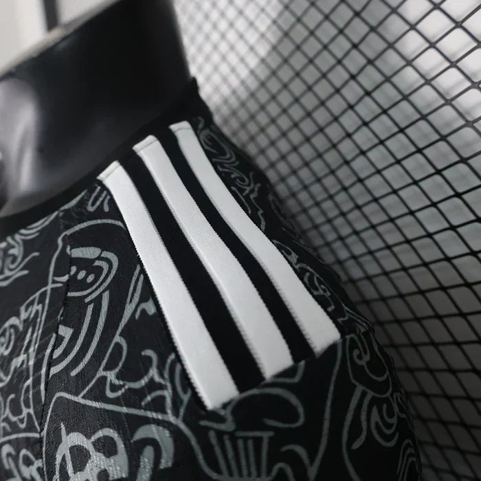 Real Madrid "Royal Majesty" Edición Especial