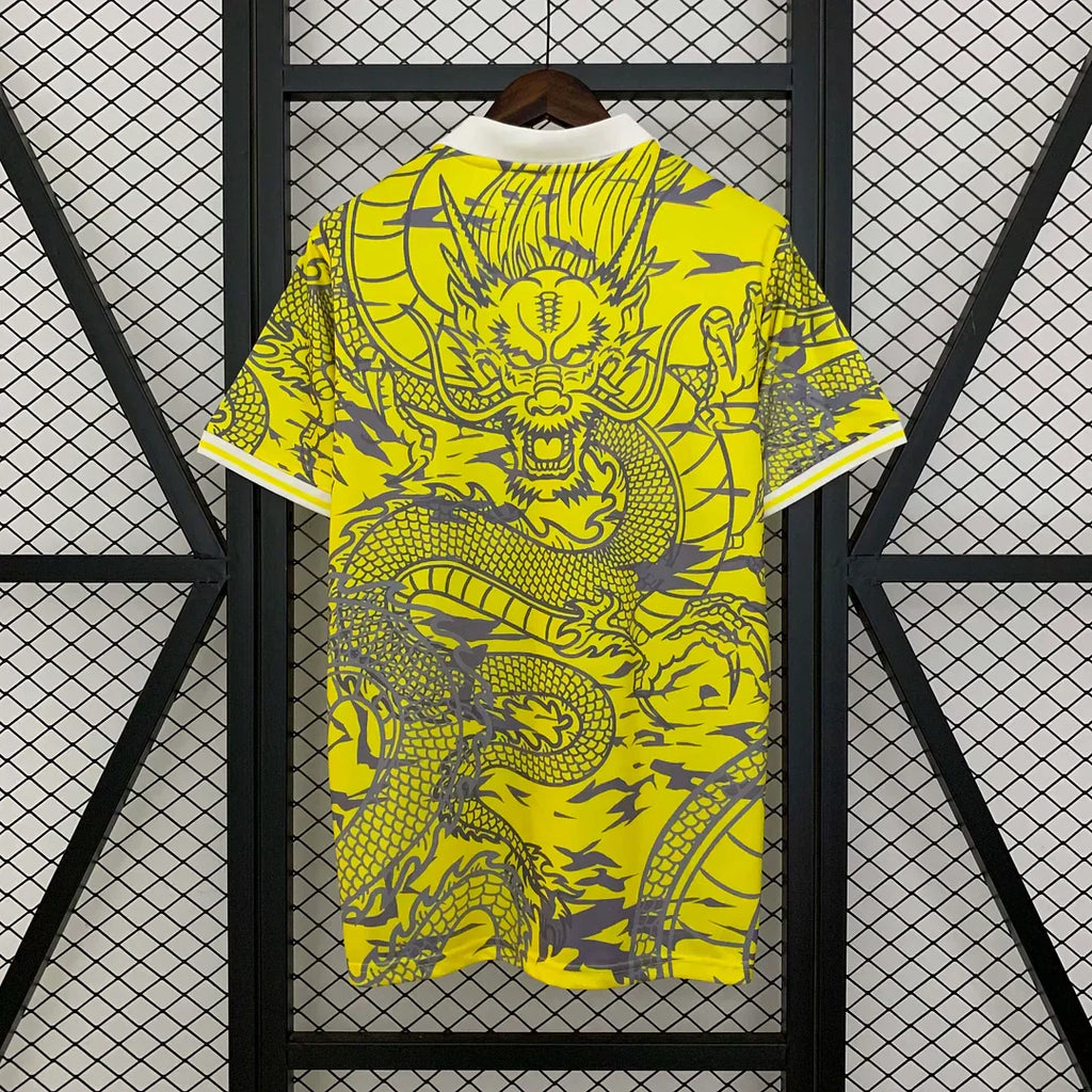 Real Madrid "Dragón Amarillo" Edición Especial
