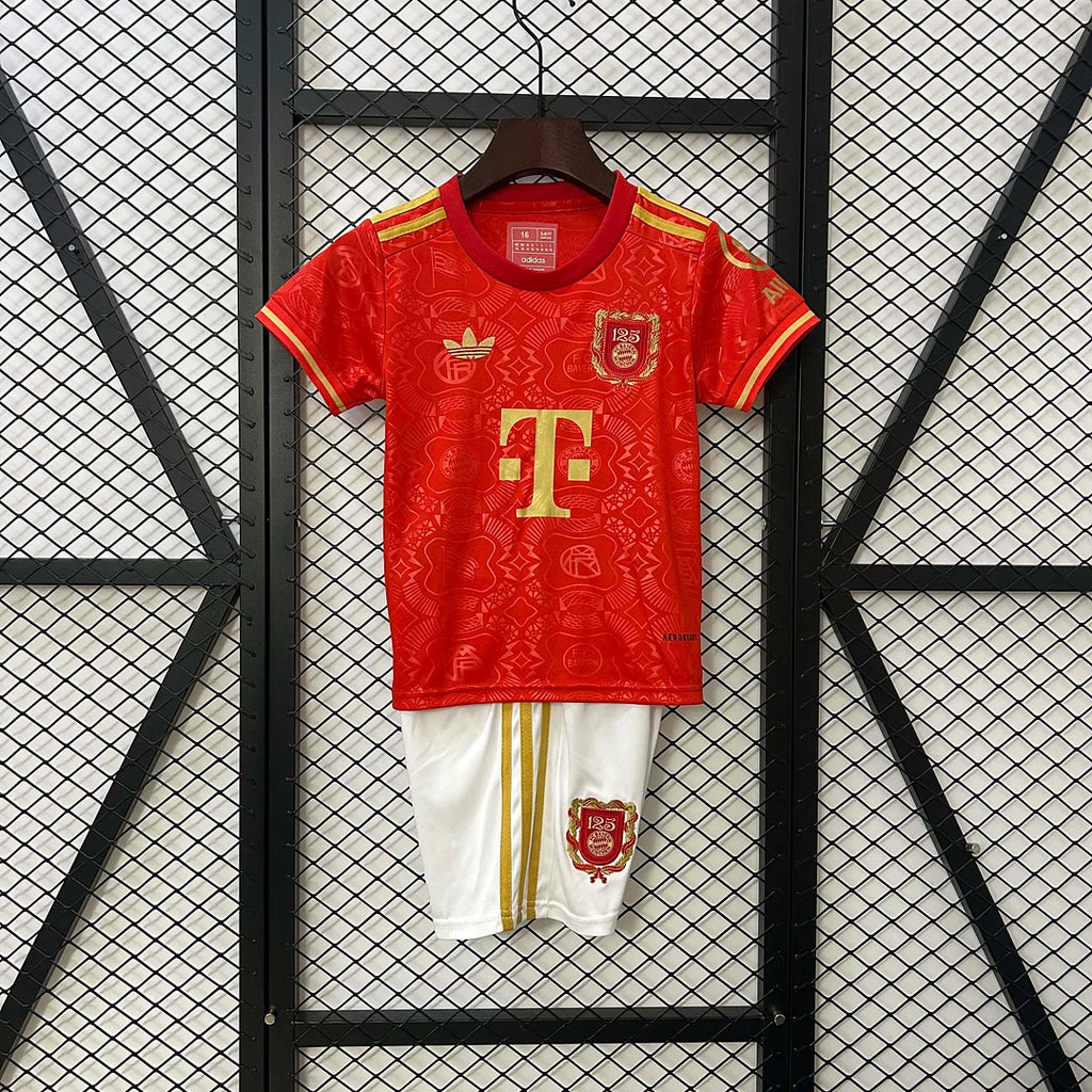 Bayern Munchen 2025/2026 125th Aniversario Edition Red Talla Niño