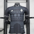 Real Madrid "Mosaic Heritage" Black Edition Edición Especial