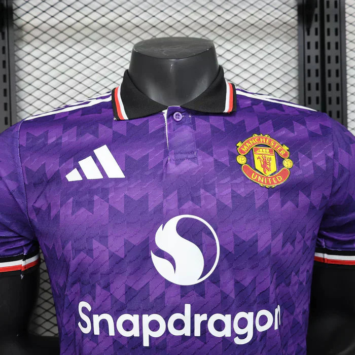 Manchester United "Midnight Essence" Edición Especial
