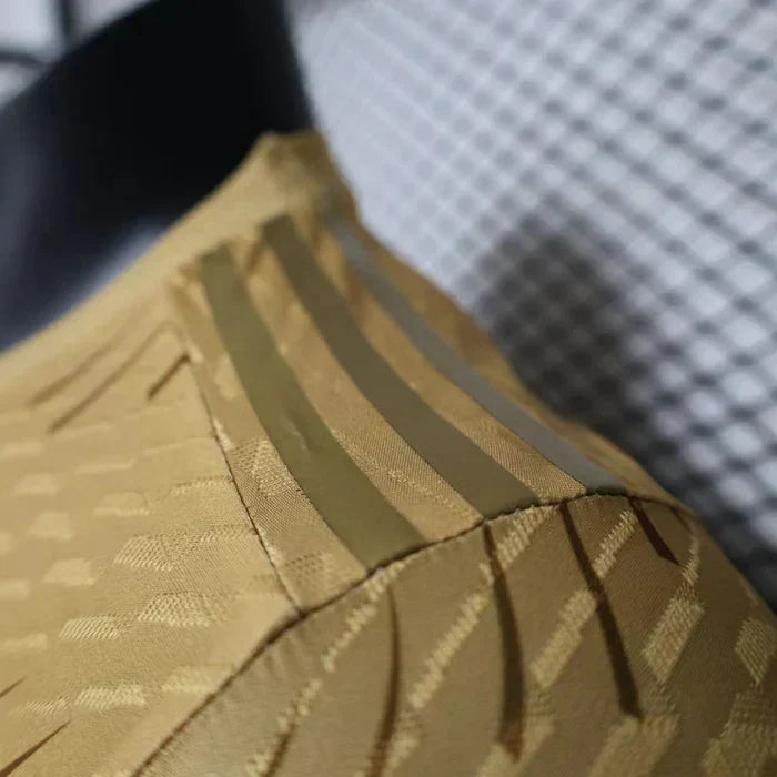 Real Madrid "Golden Whirlwind" Edición Especial