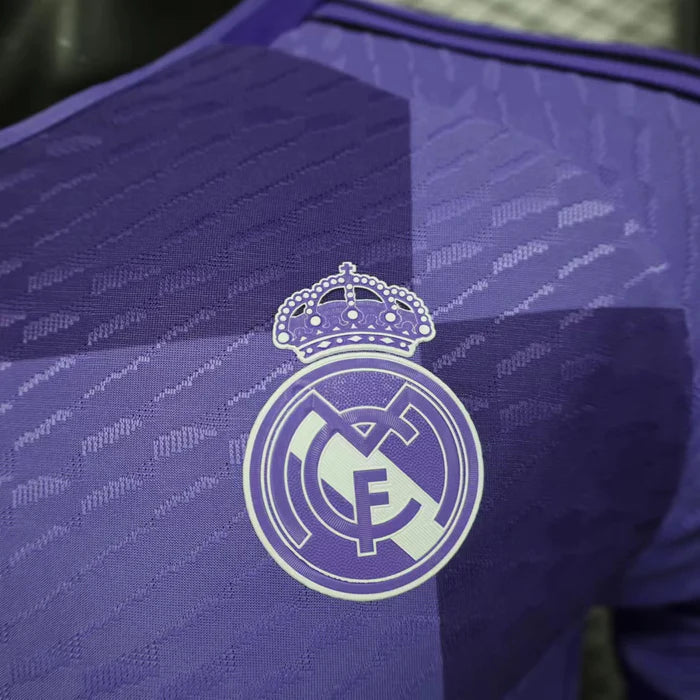 Real Madrid "Royal Violet Madrid" Edición Especial