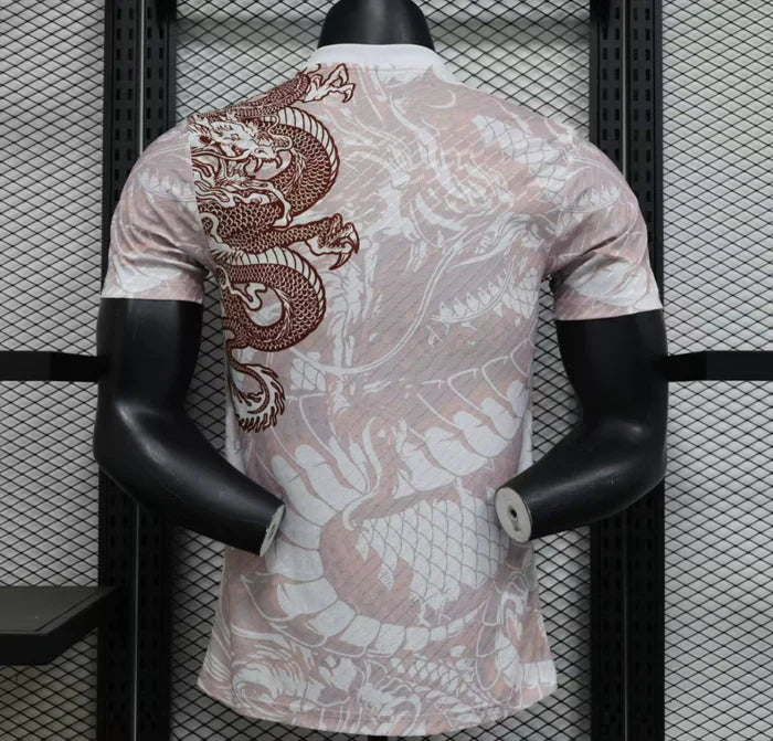 Real Madrid "Crimson Dragon" Edición Especial