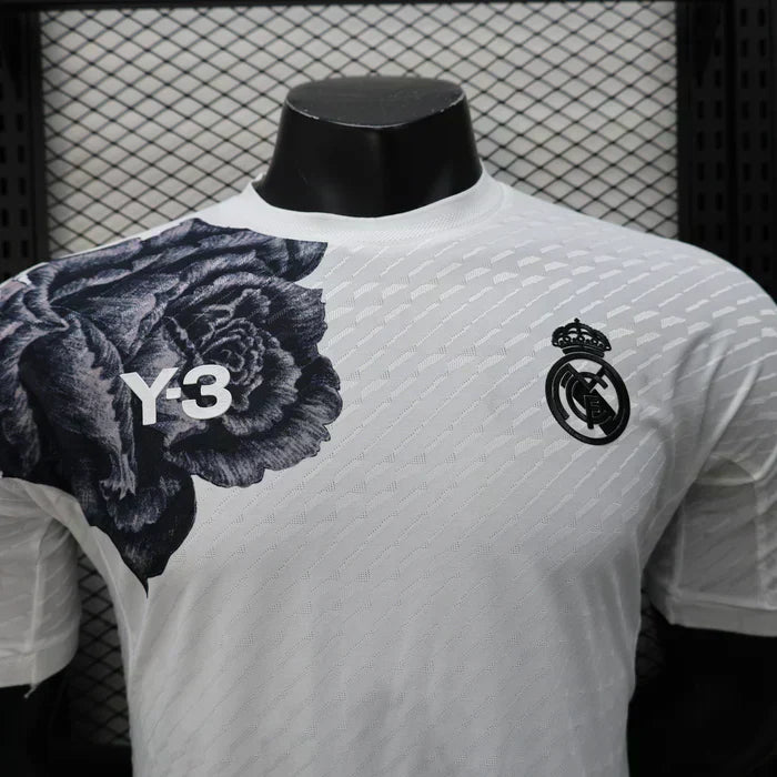 Real Madrid "Floral Elegance" Edición Especial