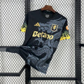Aston Villa "The Firecrest" Edición Especial