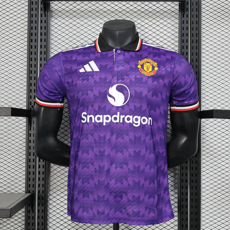 Manchester United "Midnight Essence" Edición Especial