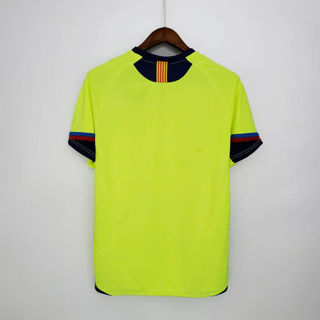 2005-2006 Retro Barcelona Visitante