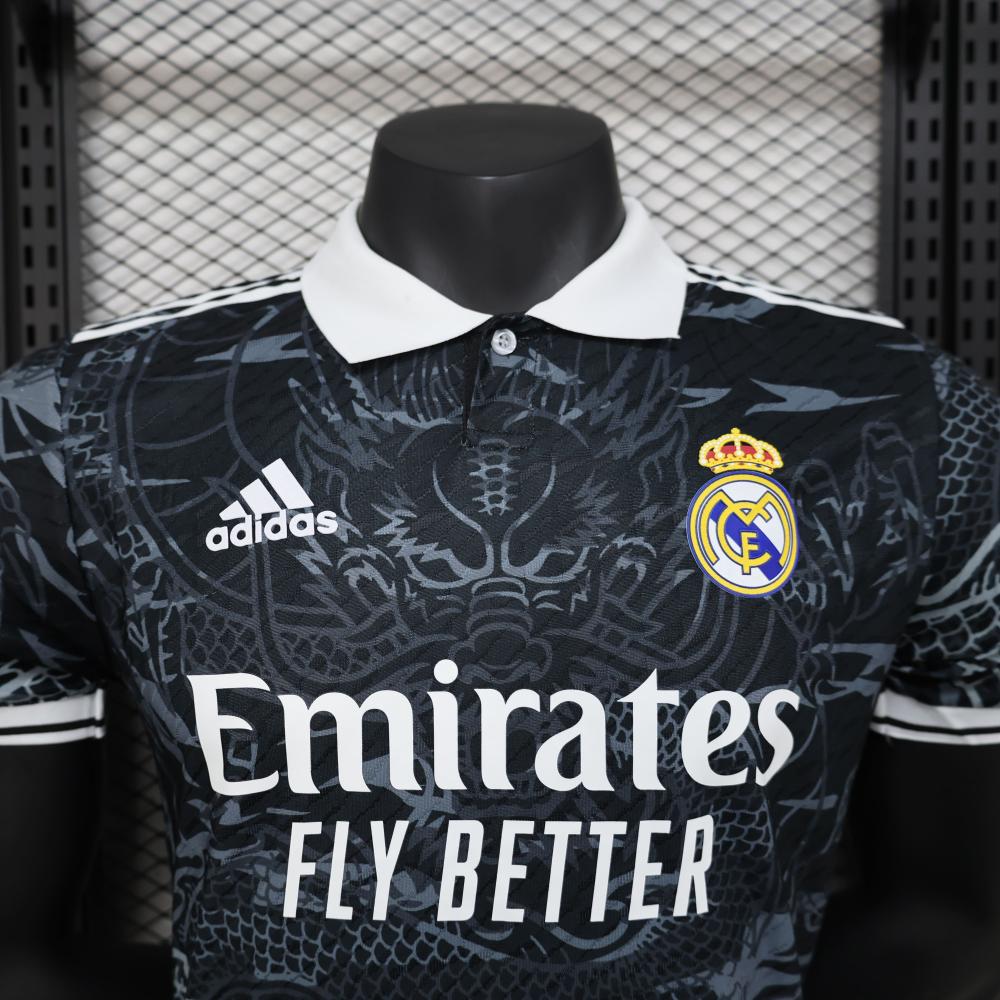 Real Madrid "Dragón Negro" Edición Especial