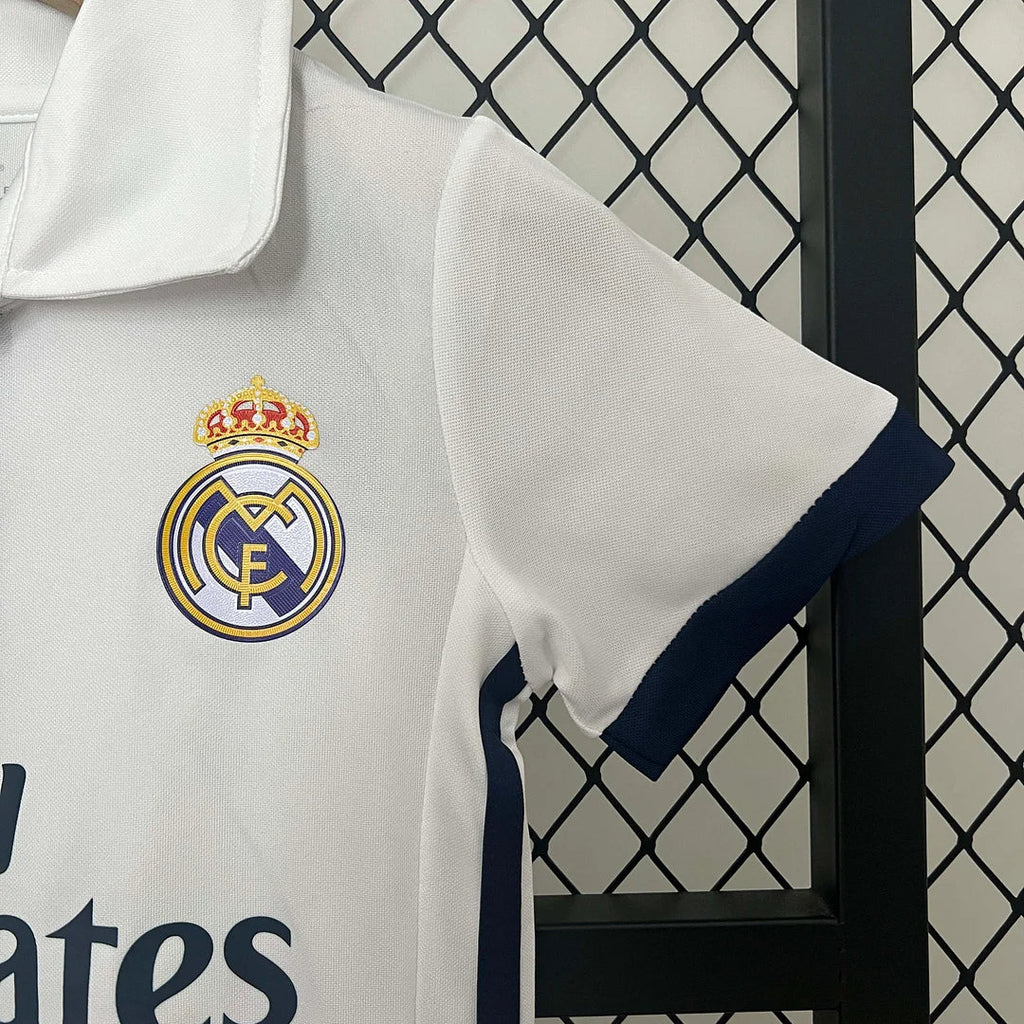 2016/2017 Retro Real Madrid Local Kit Talla Niño